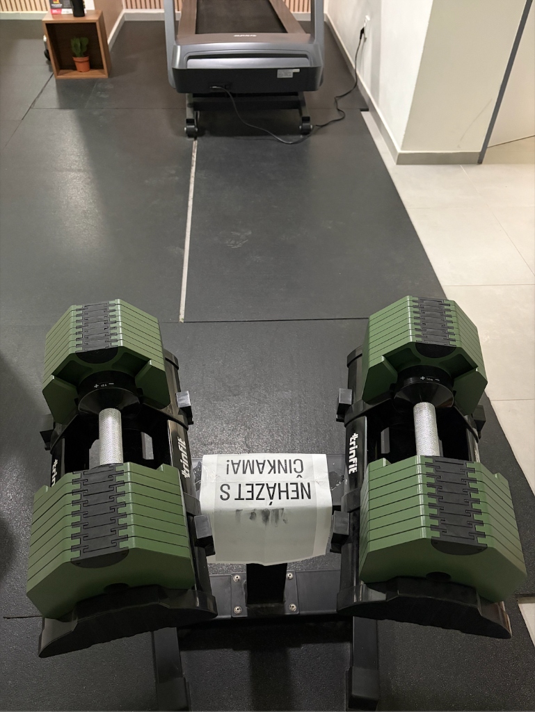 Primetime Gym - Detail jednoručních činek